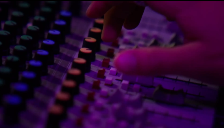 FilmGate commercial — frame 1